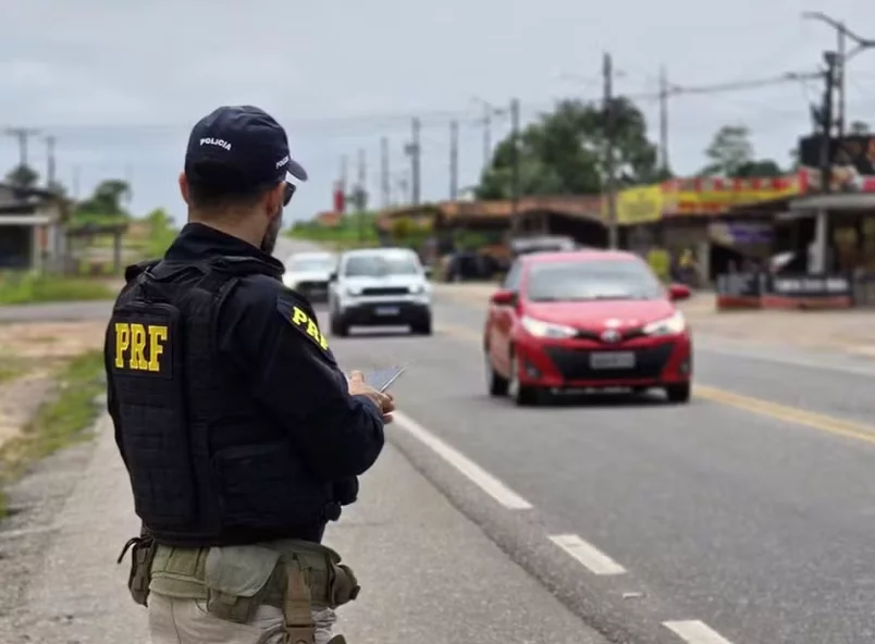 VÍDEO: PRF orienta motoristas no período de férias escolares