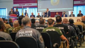 Policiais são treinados para combater roubos a instituições financeiras