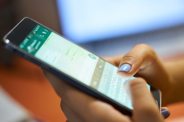 WhatsApp fora do expediente pode gerar horas extras