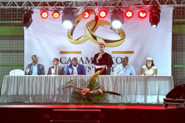 Casamento Comunitário oficializa união civil em Olinda Nova