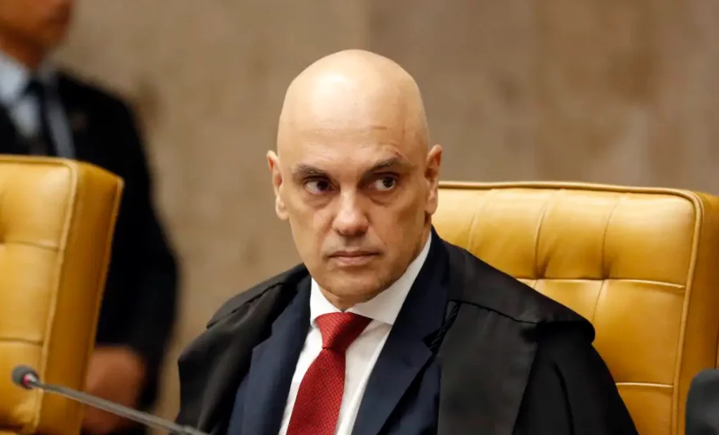 Alexandre de Moraes decide validar decreto do IOF