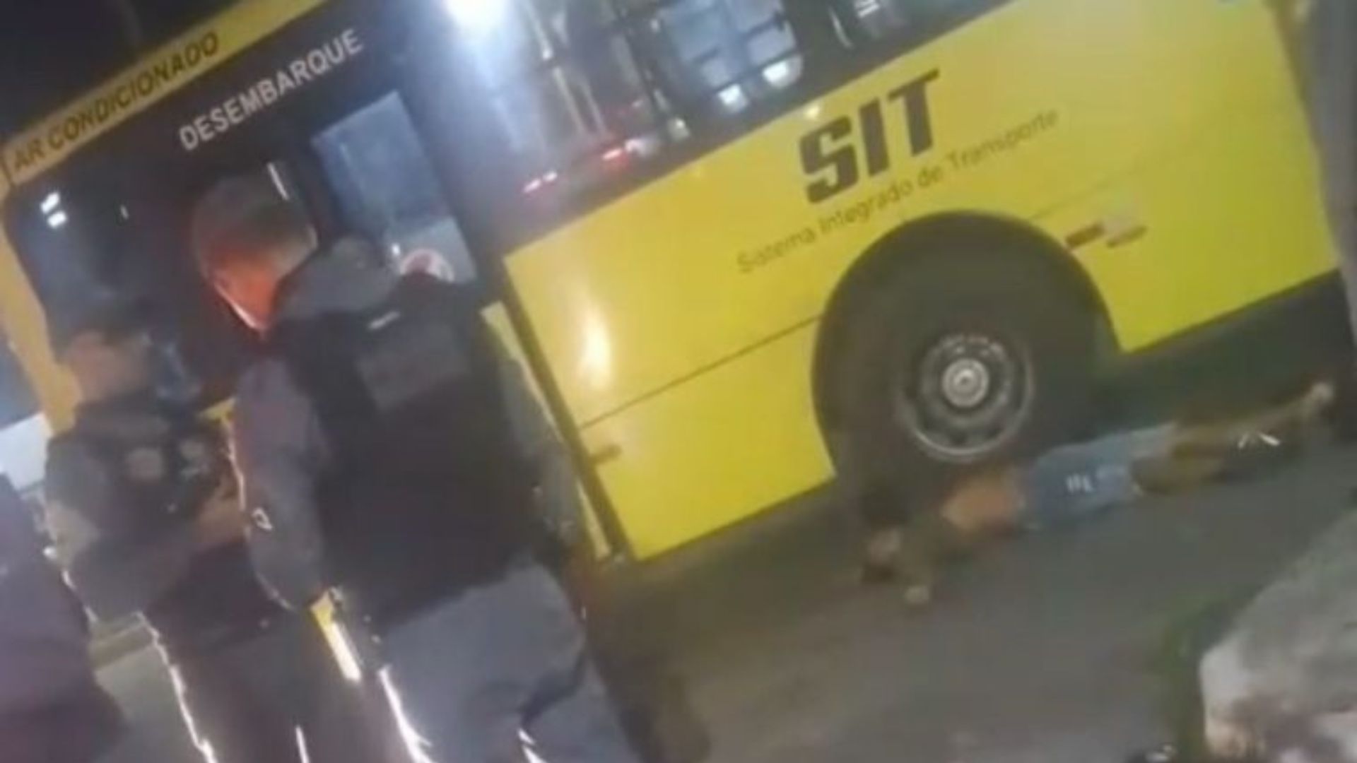 Homem tem “mal súbito” após tentativa de assalto em ônibus
