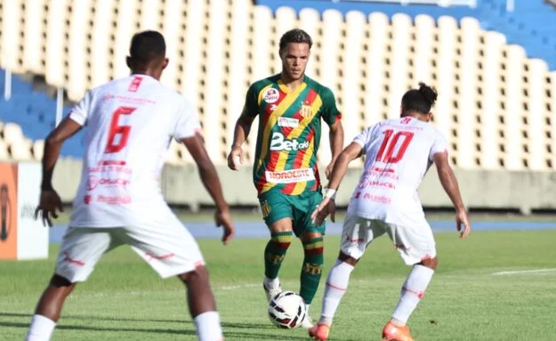 Sampaio goleira e Mac empata no Brasileirão