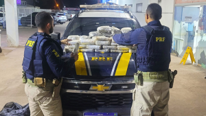 VÍDEO: PRF intercepta 41 kg de drogas na BR-135
