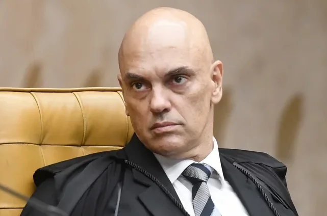 Moraes suspende atos do governo e do Congresso sobre IOF