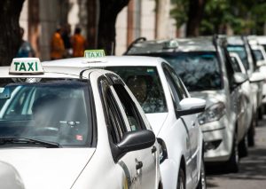 Medida Provisória vai beneficiar mais de 100 mil taxistas
