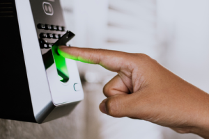 Hospital Universitário deve implantar ponto eletrônico de médicos