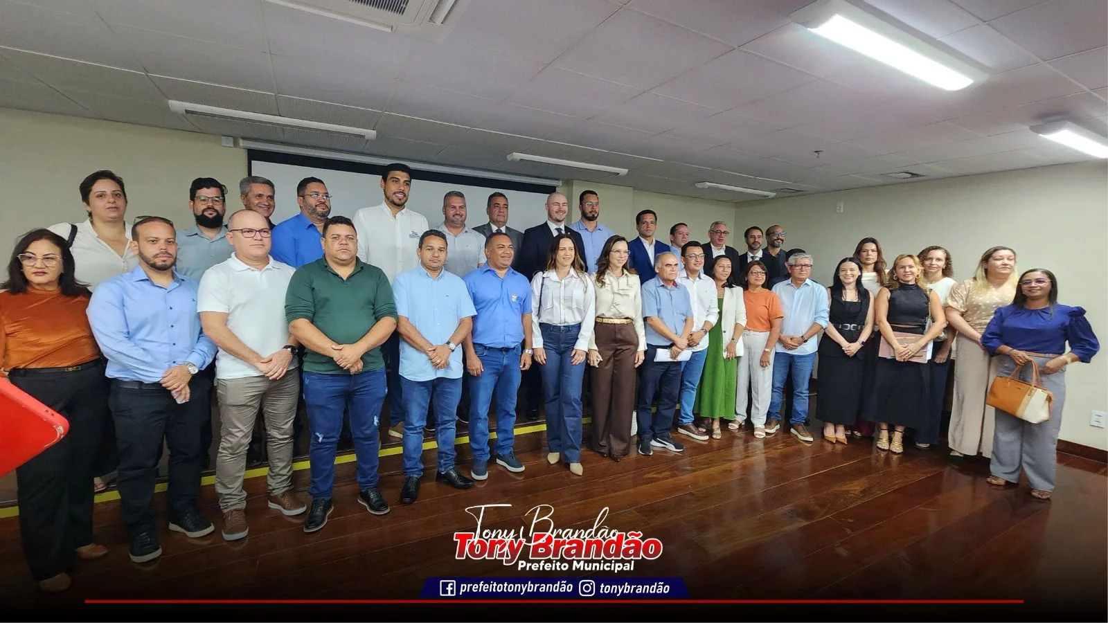 Prefeito Tony Brandão participa de reunião no TCE-MA