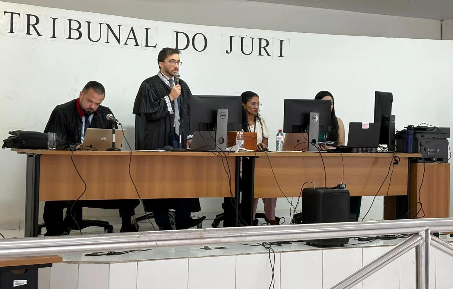 Acusado de tentativa de feminicídio é condenado a oito anos de prisão