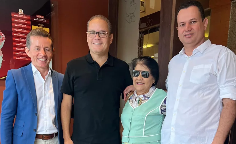 Secretária Fátima Araújo recebe lideranças políticas na Secap