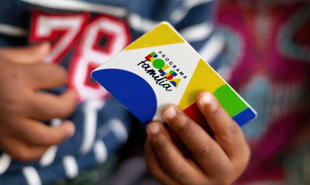 Caixa começa a pagar Bolsa Família de agosto