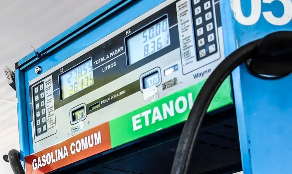 Nova gasolina com 30% de etanol passa a valer no Brasil