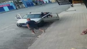 Idoso abandonado no Mercado Central foi deixado pelo irmão