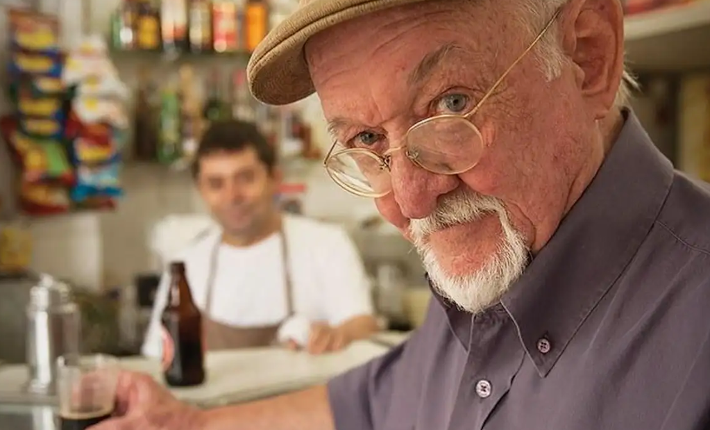 Morre no RJ o cartunista Jaguar, aos 93 anos