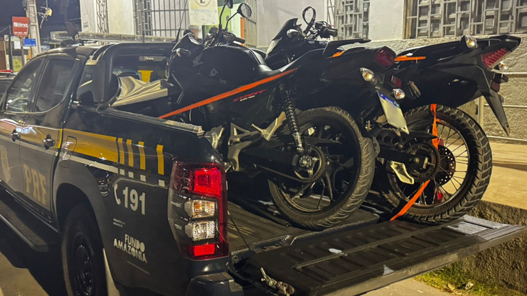 VÍDEO: PRF recupera duas motocicletas roubadas em Caxias