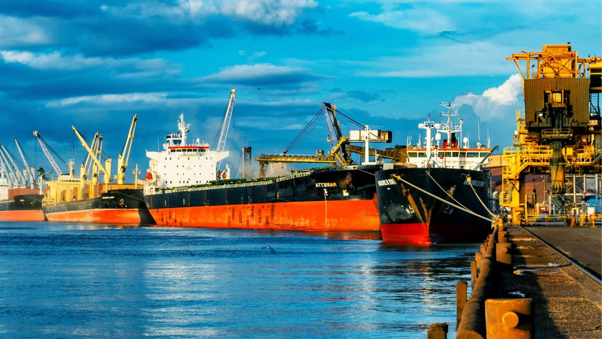 Porto do Itaqui bate recorde de movimentação em julho