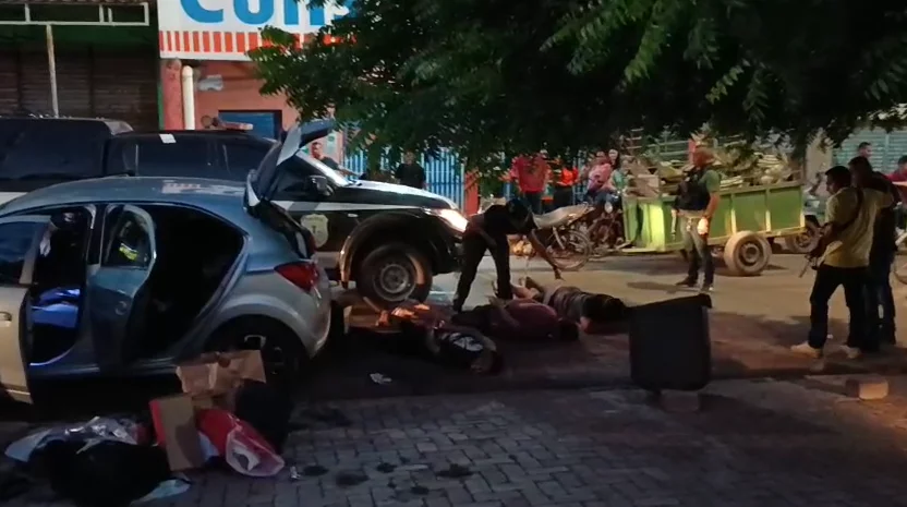 VÍDEO: Trio é preso tentando instalar “chupa-cabra” em caixas eletrônicos 