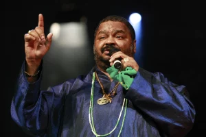 Morre Arlindo Cruz, ícone do samba, aos 66 anos