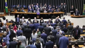 Urgência de projeto online é aprovada