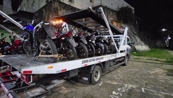 Força-tarefa aperta cerco contra motos irregulares