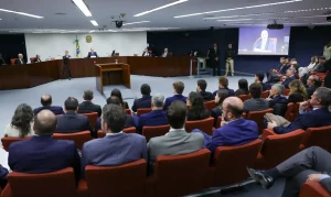 Sessões do STF sobre golpe recomeçam dia 9
