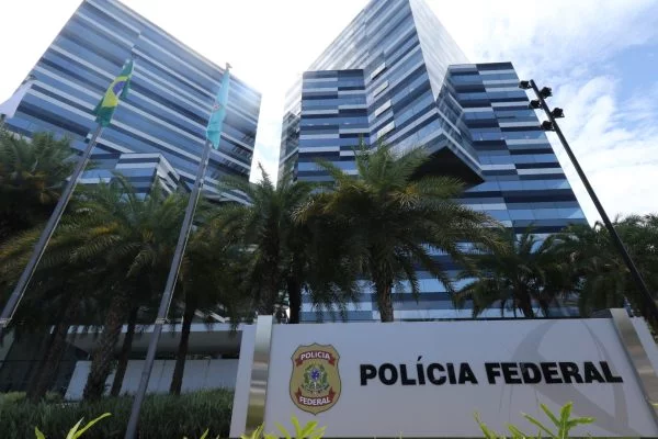 Polícia Federal vai investigar venda de bebidas adulteradas