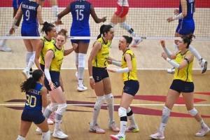 Brasil domina França e enfrenta Itália por vaga na final