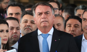 STF inicia julgamento de Bolsonaro e mais sete aliados