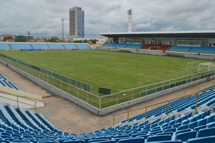 Estádio Frei Epifânio é modernizado com tecnologia inédita