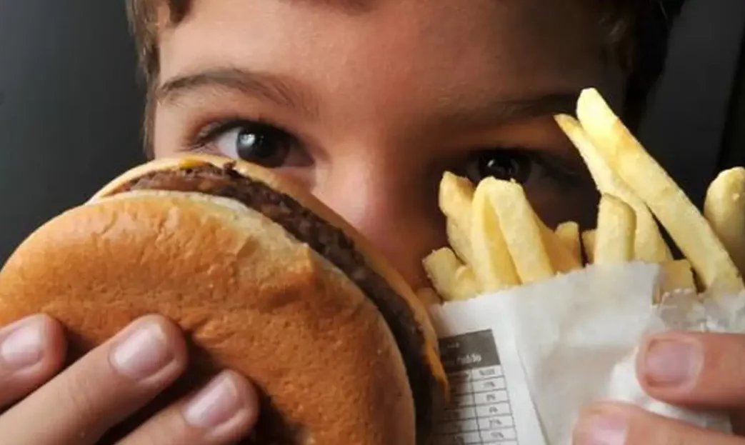 Obesidade infantil supera desnutrição pela 1ª vez no mundo