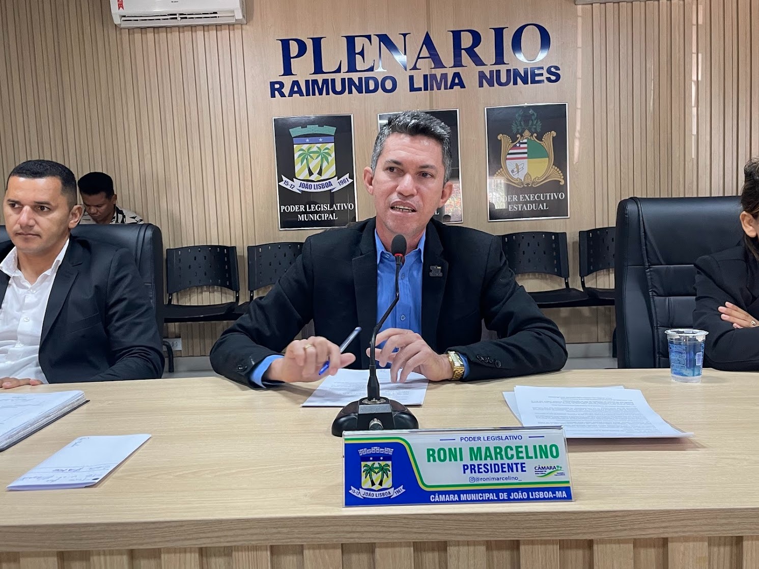 Roni Marcelino solicita construção de areninha em povoado de João Lisboa