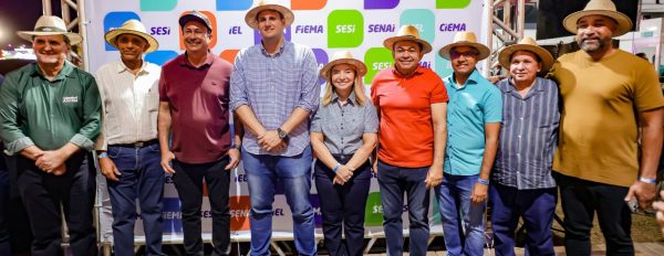 Iracema Vale participa da abertura da Expoema, em São Luís