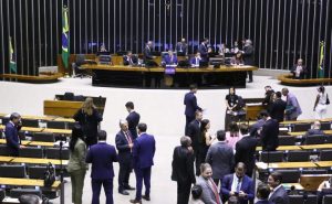 Lei Maria da Penha pode incluir violência religiosa