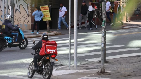 STF vai definir vínculo entre motoristas e apps