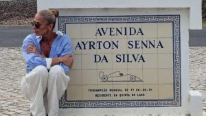 Adriane Galisteu revive história com Ayrton Senna
