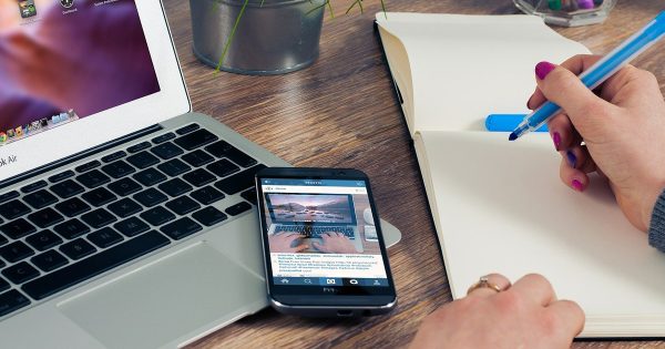 Mulheres lideram trabalho remoto, aponta IBGE