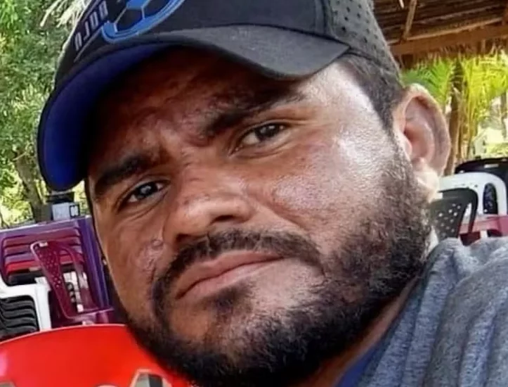 VÍDEO: Homem é morto com tiro na cabeça dentro de bar