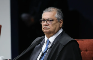 Facções criminosas “ultracapitalizadas” explicam “caos” no Rio, diz Dino