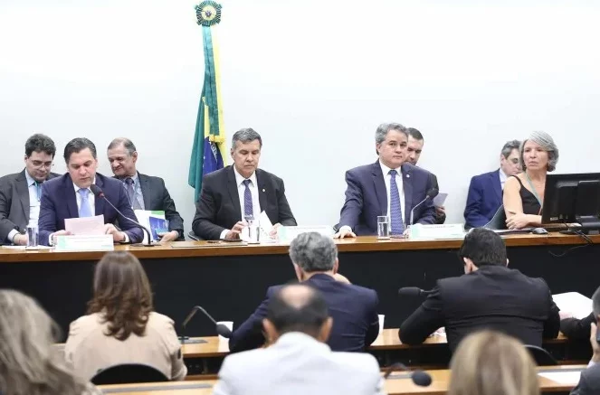 Fundão Eleitoral vai custar R$ 4,9 bilhões em 2026