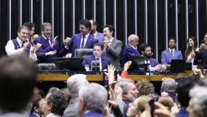 Isenção do IR não é votada por dois deputados do Maranhão