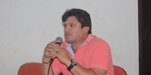 Ex-prefeito é condenado por desvio do Fundeb