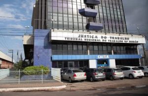Justiça dá 48h para empresas comprovarem salários pagos