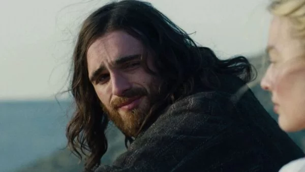 Trailer de O Morro dos Ventos Uivantes é lançado