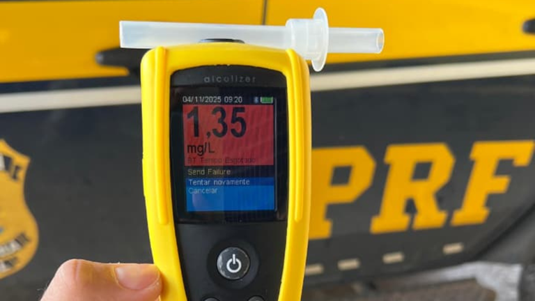 Motorista é preso por dirigir embriagado na BR-230