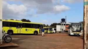 Nova empresa de ônibus paralisa atividades na Grande Ilha