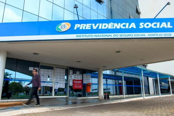 1 milhão de segurados seguem sem solicitar devolução