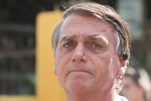 Polícia Federal fará exame oficial em Bolsonaro