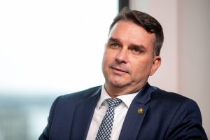 Jair Bolsonaro indica Flávio para a disputa pela Presidência da República