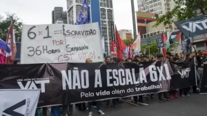 CCJ aprova redução gradual de trabalho para 36h