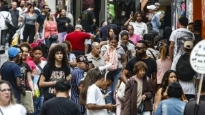 Maioria dos brasileiros acredita que 2026 será melhor que 2025